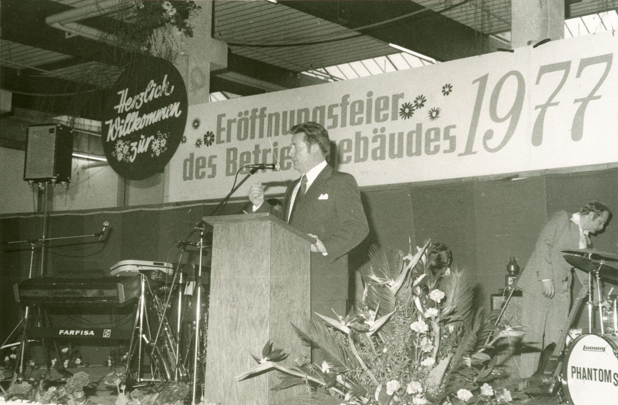 Plant inauguration of VEKA in Sendenhorst in 1977